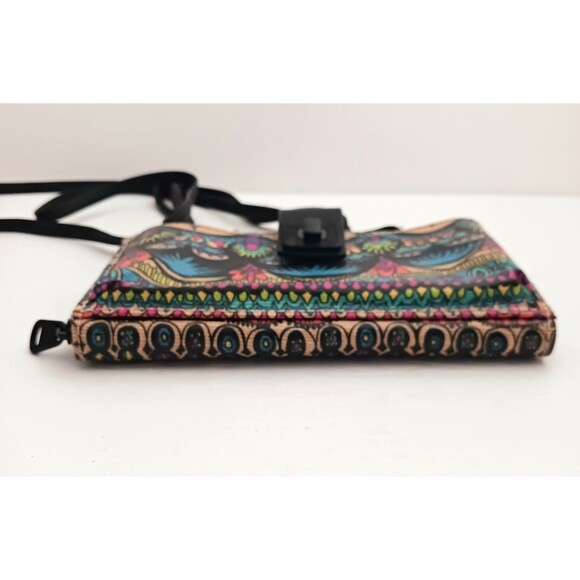 NWT Sakroots Artist Circle Lg Crossbody/Wristlet Smartphone Wallet  7.5X4.5 - Picture 10 of 13